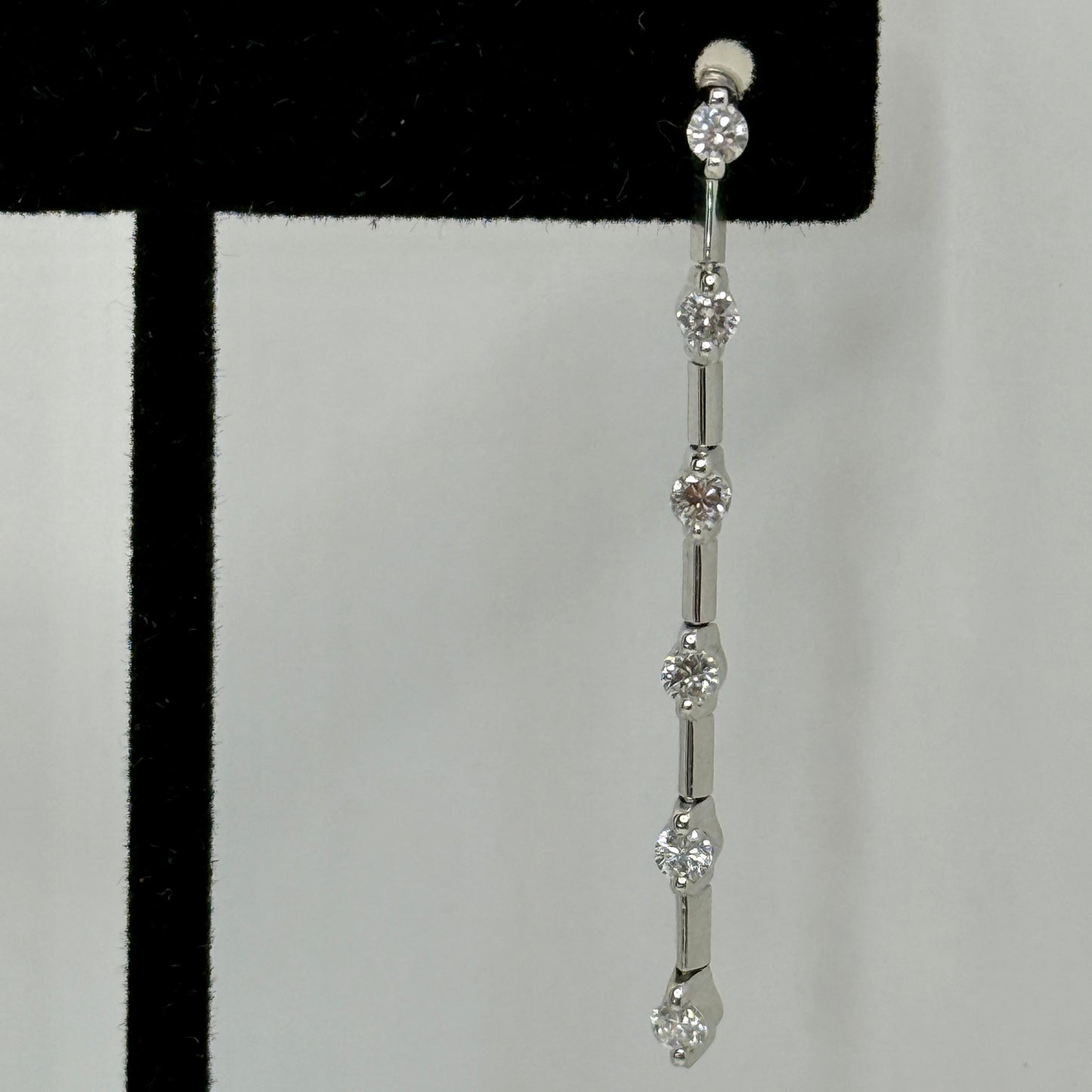 HOSHI: THE EARRING